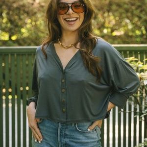 Jackson Rowe Swan Crop Cardigan Pewter S